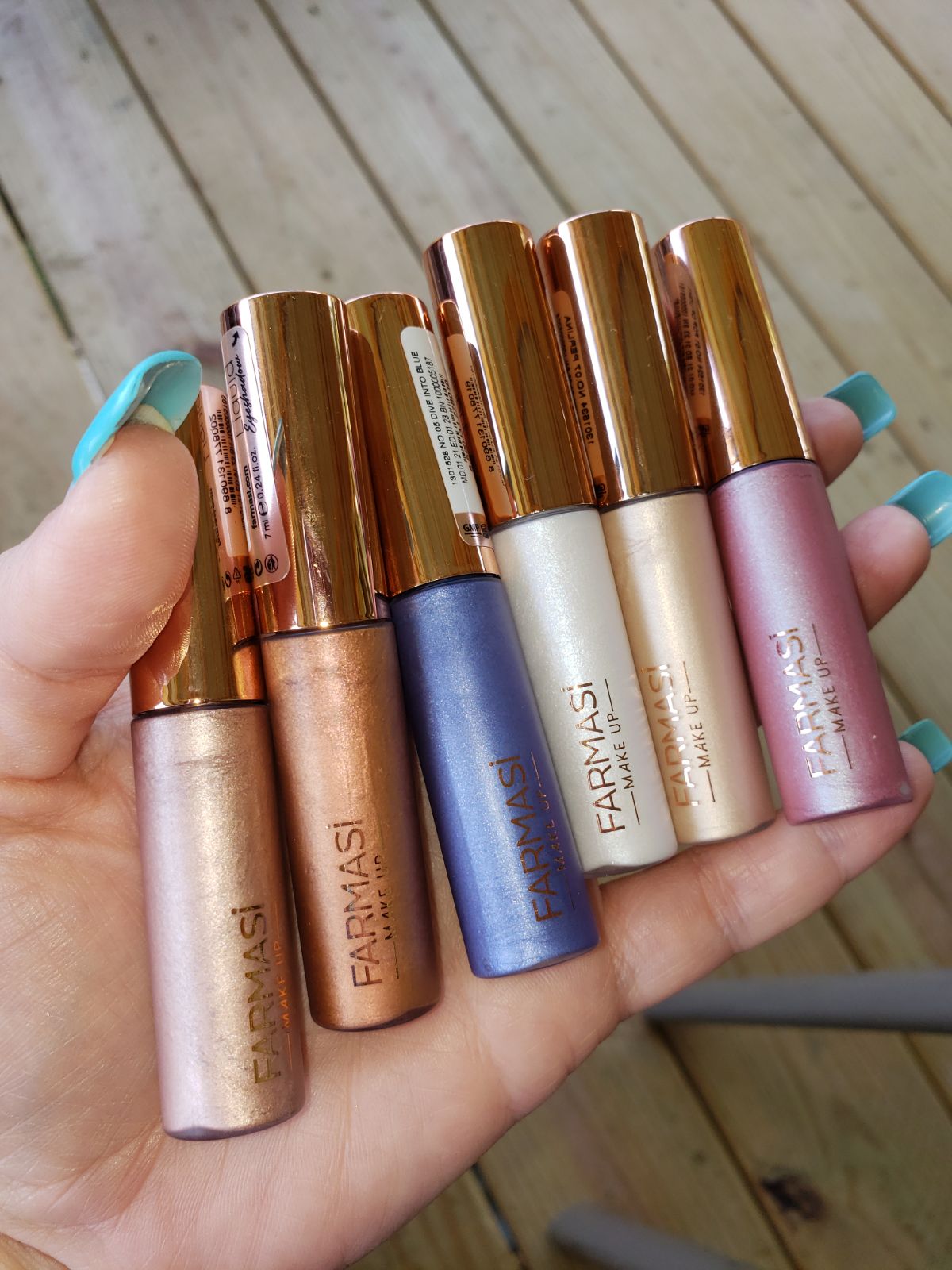 Liquid Eyeshadow | Farmasi